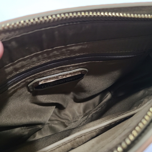 Madison West Stylish Tan Cork Crossbody Bag With Gold Handle - Picture 5 of 9